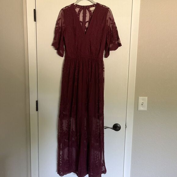 Altar'd State Burgundy Maxi Dress‎ Lace Short Sleeve Size Small - Picture 1 of 11